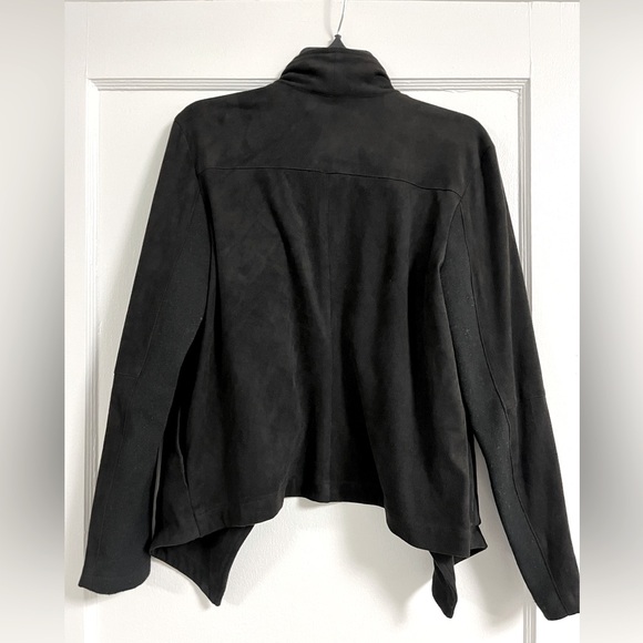 NWOT - BB Dakota Faux Suede Drape Front Jacket - Black - Size Medium - Picture 5 of 13